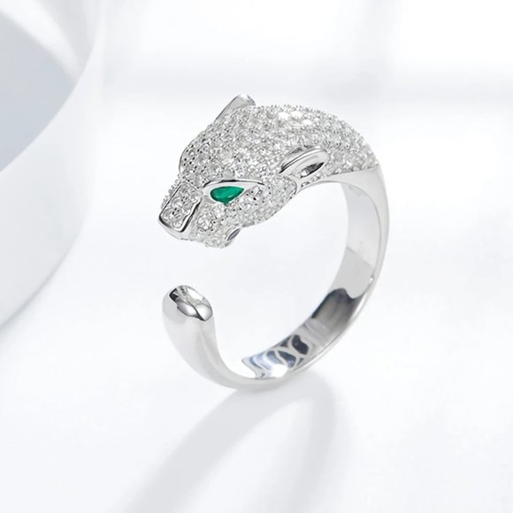 Beautiful Homage Green Eyed Diamond Panther Head Ring .925 Sterling Silver - Picture 4 of 9